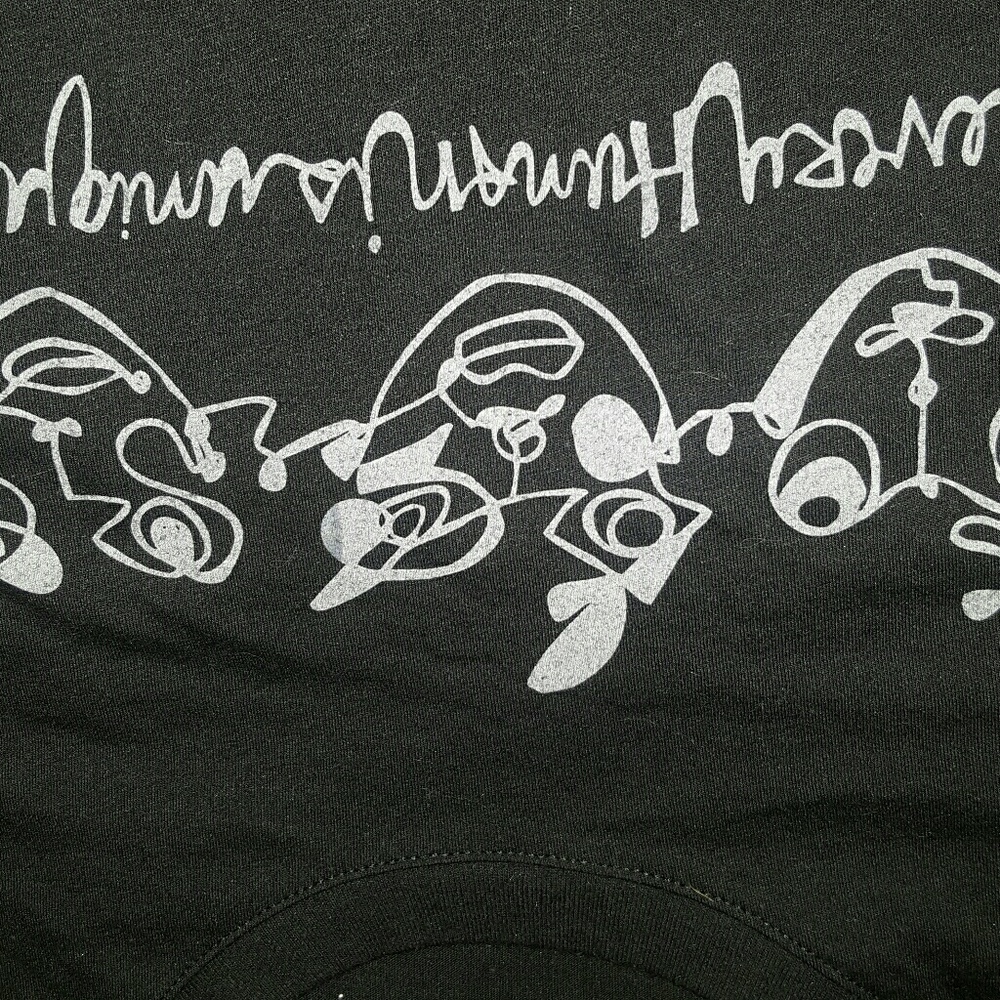Small HU tshirt - Picture 2 of 3